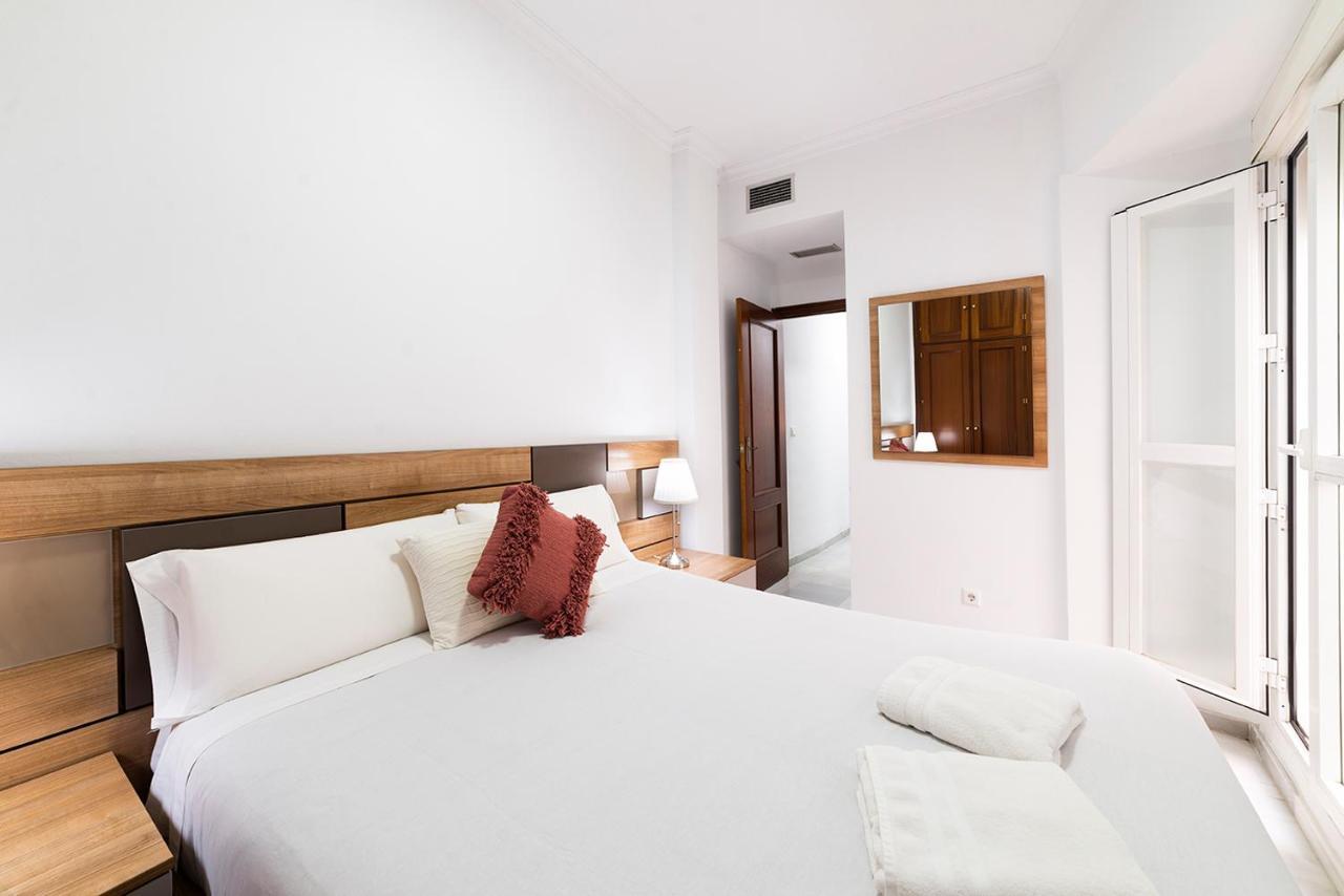 Alohamundi Feria Apartment Seville Luaran gambar